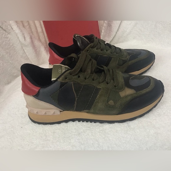 Valentino Camouflage Rockrunner Sneakers - Picture 3 of 10